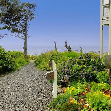 Overleaf Lodge And Spa Yachats Exterior photo